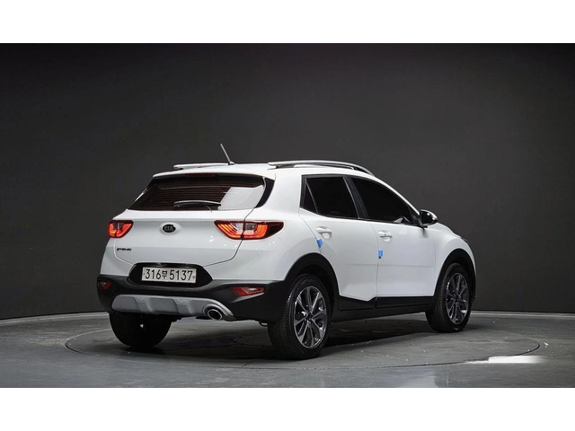 Kia Stonic Diesel 1.6 Trendy * НАЙ-ДОБРА ЦЕНА В БЪЛГАРИЯ* - автомобили, коли, обяви за нови и употребявани 1