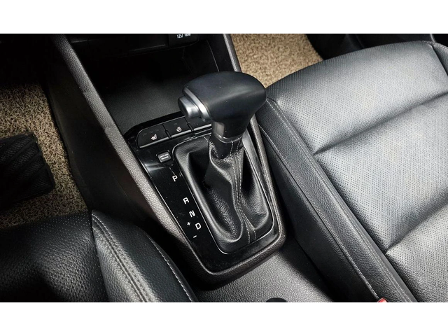 Kia Stonic Diesel 1.6 Trendy * НАЙ-ДОБРА ЦЕНА В БЪЛГАРИЯ* - автомобили, коли, обяви за нови и употребявани 8