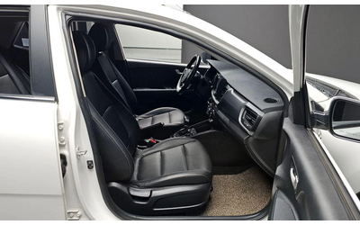 Kia Stonic Diesel 1.6 Trendy * НАЙ-ДОБРА ЦЕНА В БЪЛГАРИЯ* - автомобили, коли, обяви за нови и употребявани 9