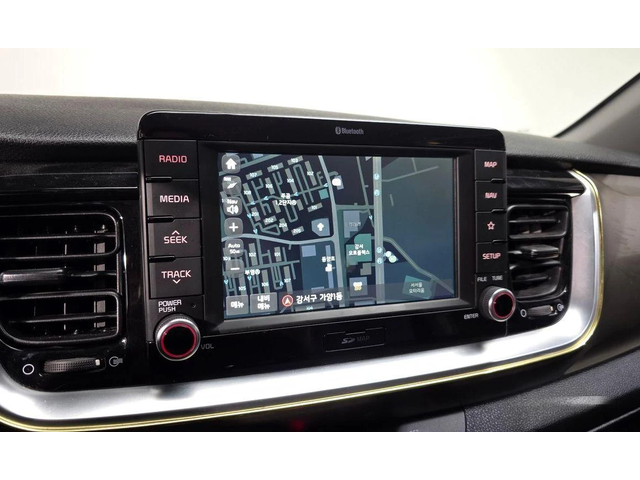 Kia Stonic 1.4 Trendy * НАЙ-ДОБРА ЦЕНА В БЪЛГАРИЯ* - автомобили, коли, обяви за нови и употребявани 12