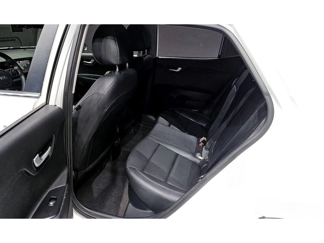 Kia Stonic Diesel 1.6 Prestige * НАЙ-ДОБРА ЦЕНА В БЪЛГАРИЯ* - автомобили, коли, обяви за нови и употребявани 11