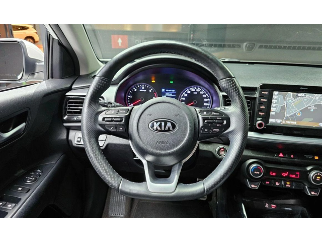 Kia Stonic Diesel 1.6 Prestige * НАЙ-ДОБРА ЦЕНА В БЪЛГАРИЯ* - автомобили, коли, обяви за нови и употребявани 12