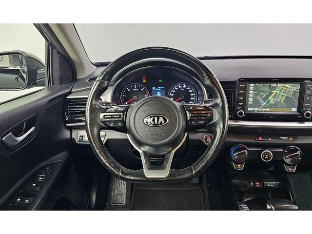 Kia Stonic Diesel 1.6 Trendy * НАЙ-ДОБРА ЦЕНА В БЪЛГАРИЯ* - автомобили, коли, обяви за нови и употребявани 11