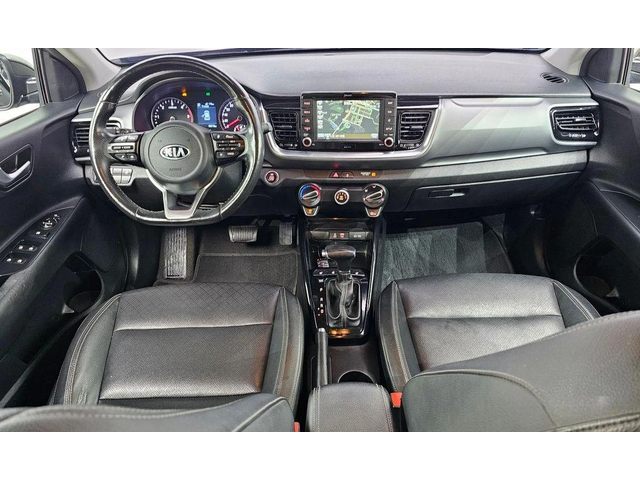 Kia Stonic Diesel 1.6 Trendy * НАЙ-ДОБРА ЦЕНА В БЪЛГАРИЯ* - автомобили, коли, обяви за нови и употребявани 6