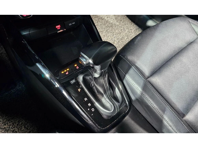 Kia Stonic 1.4 Prestige * НАЙ-ДОБРА ЦЕНА В БЪЛГАРИЯ* - автомобили, коли, обяви за нови и употребявани 8