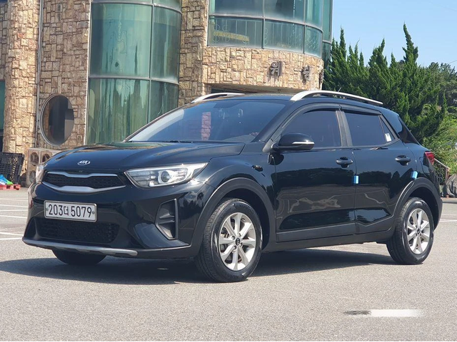 Kia Stonic Diesel 1.6 Deluxe * НАЙ-ДОБРА ЦЕНА В БЪЛГАРИЯ* - автомобили, коли, обяви за нови и употребявани 0