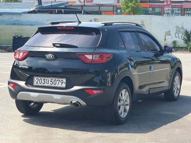 Kia Stonic Diesel 1.6 Deluxe * НАЙ-ДОБРА ЦЕНА В БЪЛГАРИЯ* - автомобили, коли, обяви за нови и употребявани 3