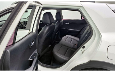 Kia Stonic Diesel 1.6 Trendy * НАЙ-ДОБРА ЦЕНА В БЪЛГАРИЯ* - автомобили, коли, обяви за нови и употребявани 11