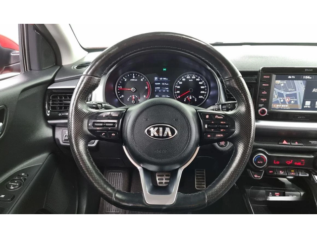 Kia Stonic Diesel 1.6 Prestige * НАЙ-ДОБРА ЦЕНА В БЪЛГАРИЯ* - автомобили, коли, обяви за нови и употребявани 12