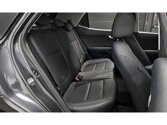 Kia Stonic Diesel 1.6 Prestige * НАЙ-ДОБРА ЦЕНА В БЪЛГАРИЯ* - автомобили, коли, обяви за нови и употребявани 10