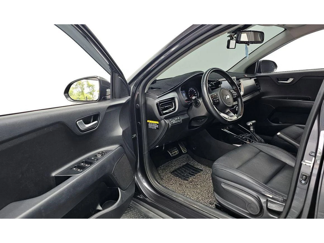 Kia Stonic Diesel 1.6 Prestige * НАЙ-ДОБРА ЦЕНА В БЪЛГАРИЯ* - автомобили, коли, обяви за нови и употребявани 11