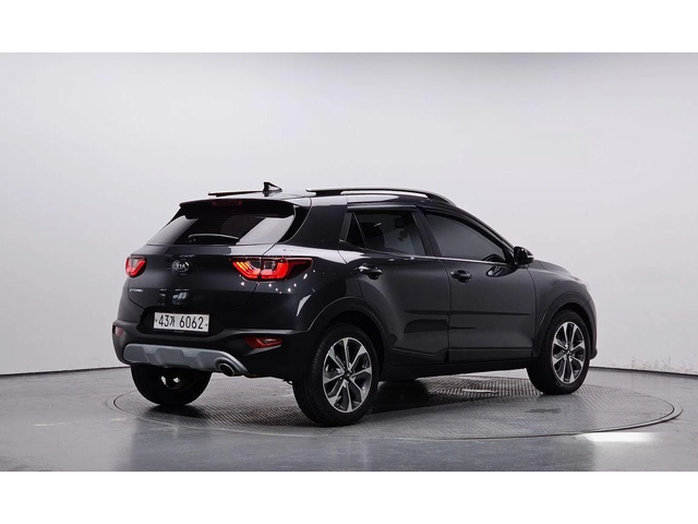 Kia Stonic Diesel 1.6 Prestige * НАЙ-ДОБРА ЦЕНА В БЪЛГАРИЯ* - автомобили, коли, обяви за нови и употребявани 1