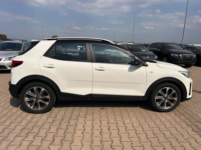 Kia Stonic 1.6CRDI NAVI/KAMERA EURO 6 - автомобили, коли, обяви за нови и употребявани 4