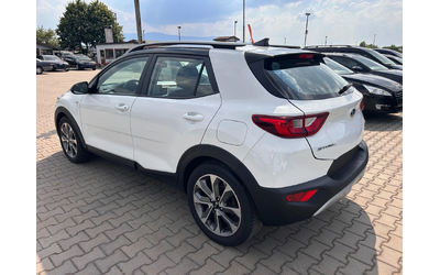 Kia Stonic 1.6CRDI NAVI/KAMERA EURO 6 - автомобили, коли, обяви за нови и употребявани 7