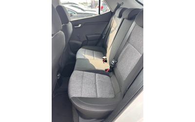 Kia Stonic 1.6CRDI NAVI/KAMERA EURO 6 - автомобили, коли, обяви за нови и употребявани 9