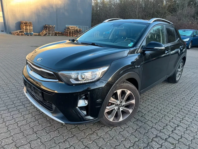 Kia Stonic 1.6d 110ps Vision - автомобили, коли, обяви за нови и употребявани 0
