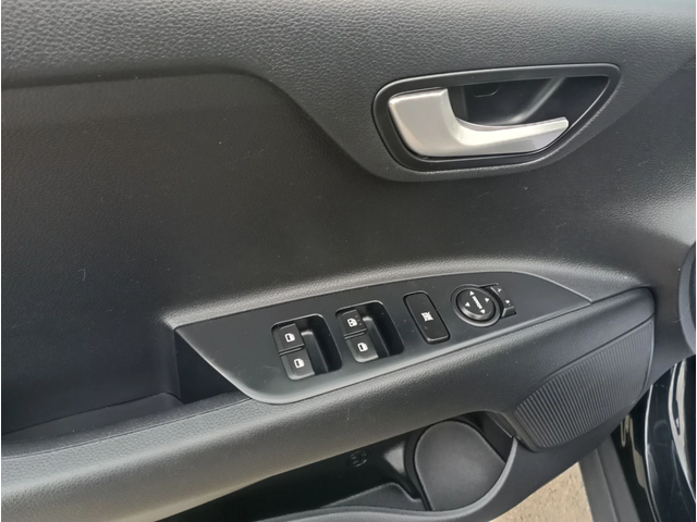 Kia Stonic 1.4 ГАЗ, ИТАЛИЯ , ГАРАНЦИЯ - автомобили, коли, обяви за нови и употребявани 11