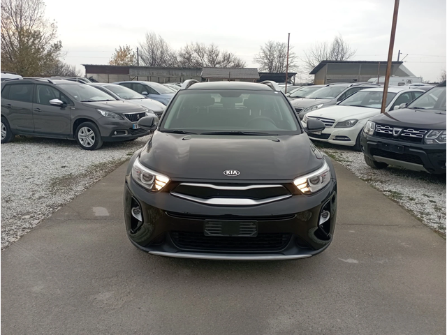 Kia Stonic 1.4 ГАЗ, ИТАЛИЯ , ГАРАНЦИЯ - автомобили, коли, обяви за нови и употребявани 1