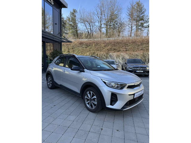 Kia Stonic - автомобили, коли, обяви за нови и употребявани 1