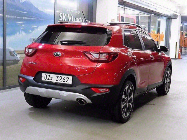 Kia Stonic Diesel 1.6 Trendy * НАЙ-ДОБРА ЦЕНА В БЪЛГАРИЯ* - автомобили, коли, обяви за нови и употребявани 3