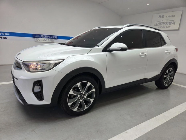 Kia Stonic Diesel 1.6 Prestige * НАЙ-ДОБРА ЦЕНА В БЪЛГАРИЯ* - автомобили, коли, обяви за нови и употребявани 1