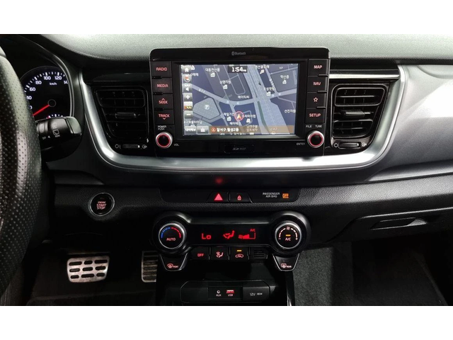 Kia Stonic Diesel 1.6 Prestige * НАЙ-ДОБРА ЦЕНА В БЪЛГАРИЯ* - автомобили, коли, обяви за нови и употребявани 13