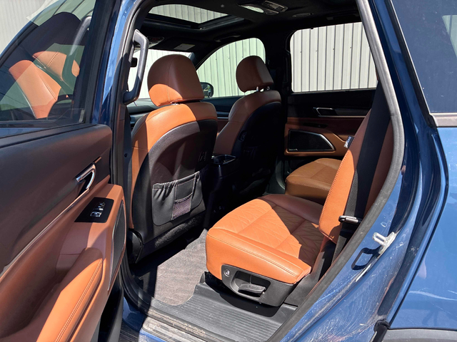 Kia Telluride 3.8L 6cyl AWD - автомобили, коли, обяви за нови и употребявани 12