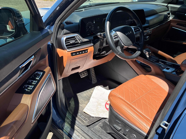 Kia Telluride 3.8L 6cyl AWD - автомобили, коли, обяви за нови и употребявани 4
