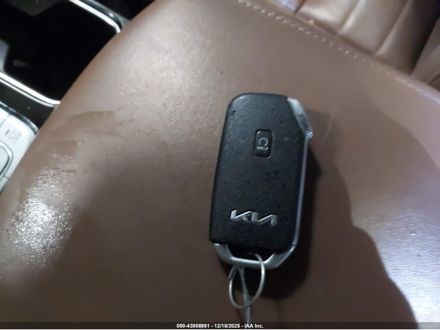 Kia Telluride 3.8L V-6 DI, DOHC, VVT, 291HP All Wheel Drive - автомобили, коли, обяви за нови и употребявани 10