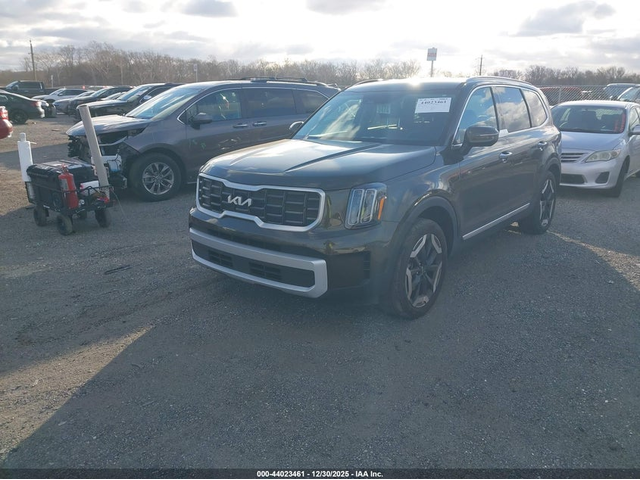 Kia Telluride 3.8L V-6 DI, DOHC, VVT, 291HP Front Wheel Drive - автомобили, коли, обяви за нови и употребявани 1
