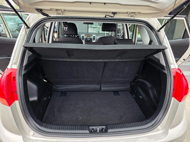 Kia Venga 1.4I-90к.с EURO 5b КЛИМАТИК-ШВЕЙЦАРИЯ - автомобили, коли, обяви за нови и употребявани 15