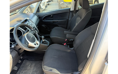 Kia Venga 1.4i ГАЗ - автомобили, коли, обяви за нови и употребявани 7