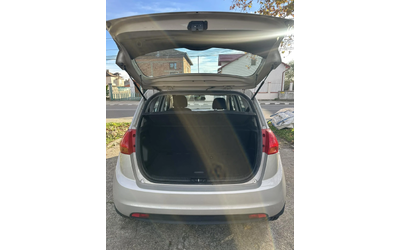 Kia Venga - автомобили, коли, обяви за нови и употребявани 11