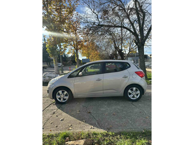 Kia Venga - автомобили, коли, обяви за нови и употребявани 5