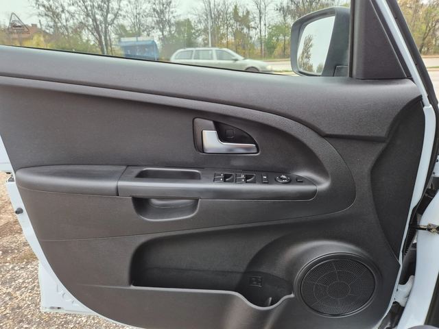 Kia Venga FACE LIFT, KOJA - автомобили, коли, обяви за нови и употребявани 15