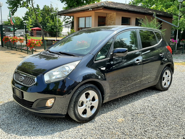 Kia Venga 1.4CRDi 6ск. - автомобили, коли, обяви за нови и употребявани 0