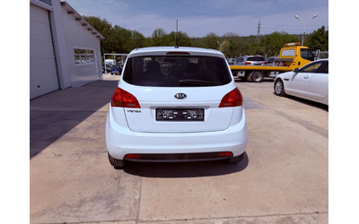 kia-venga - 5