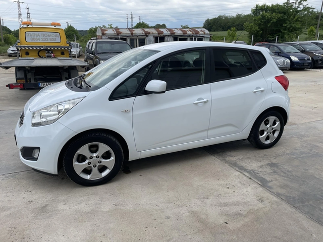 Kia Venga 1.4i 16V* GPL* UNIKAT* - автомобили, коли, обяви за нови и употребявани 3