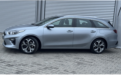kia-xceed-1-0i-turbo-smartstream-92ps-gpl-led-navy-multo-evro-6d - 2