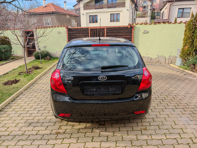 Kia XCeed 1.4 -ГАЗ - автомобили, коли, обяви за нови и употребявани 4
