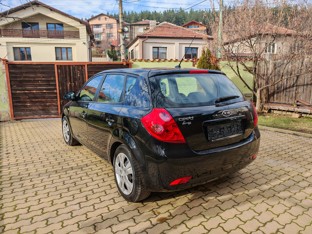 Kia XCeed 1.4 -ГАЗ - автомобили, коли, обяви за нови и употребявани 5