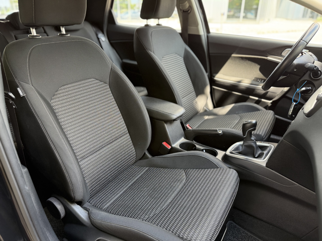 Kia XCeed 1.5 Бензин Сервизна история - автомобили, коли, обяви за нови и употребявани 16