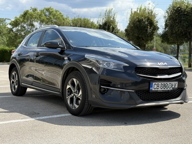 Kia XCeed 1.5 Бензин Сервизна история - автомобили, коли, обяви за нови и употребявани 2