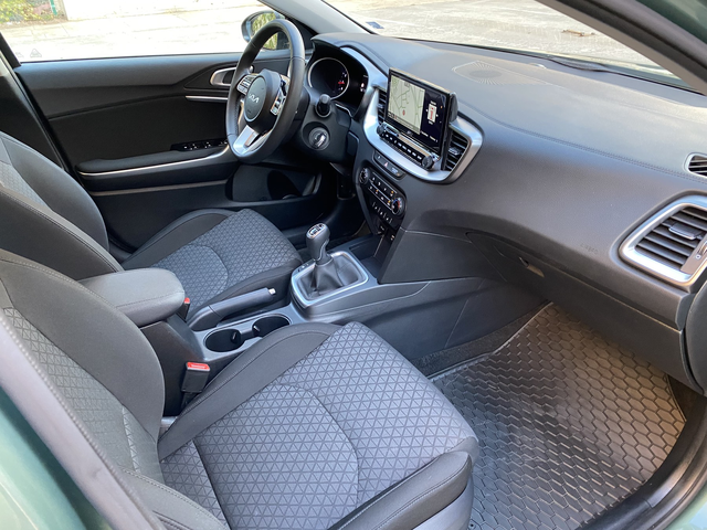 Kia XCeed 1.5 T-GDI/ Spin/ Гаранция до 2032г. - автомобили, коли, обяви за нови и употребявани 11