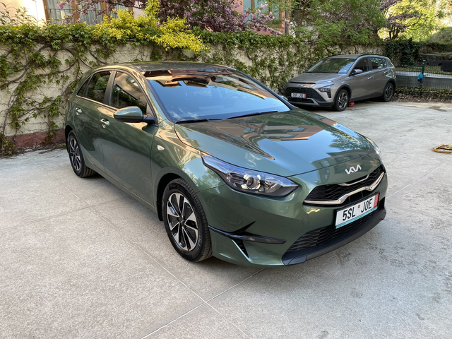 Kia XCeed 1.5 T-GDI/ Spin/ Гаранция до 2032г. - автомобили, коли, обяви за нови и употребявани 2