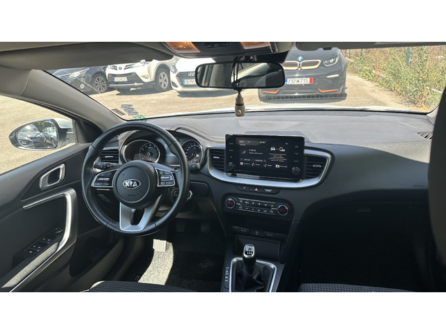 Kia XCeed 1.5 T-GDI в Гаранция - автомобили, коли, обяви за нови и употребявани 11