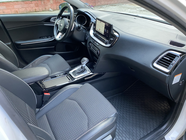 Kia XCeed 1.6 CRDI/ MHEV / Design / DCT7 - автомобили, коли, обяви за нови и употребявани 10