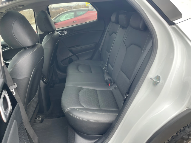 Kia XCeed ТОП!28000КМ  ПАНОРАМА , ЛИЗИНГ!!!! - автомобили, коли, обяви за нови и употребявани 11