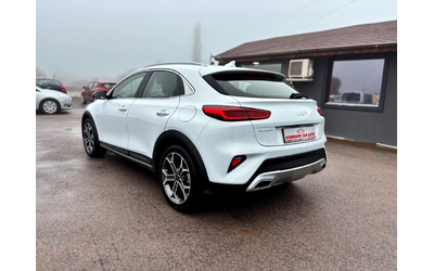 Kia XCeed Hybrid - автомобили, коли, обяви за нови и употребявани 6