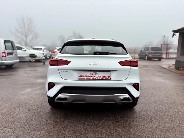 Kia XCeed Hybrid - автомобили, коли, обяви за нови и употребявани 7